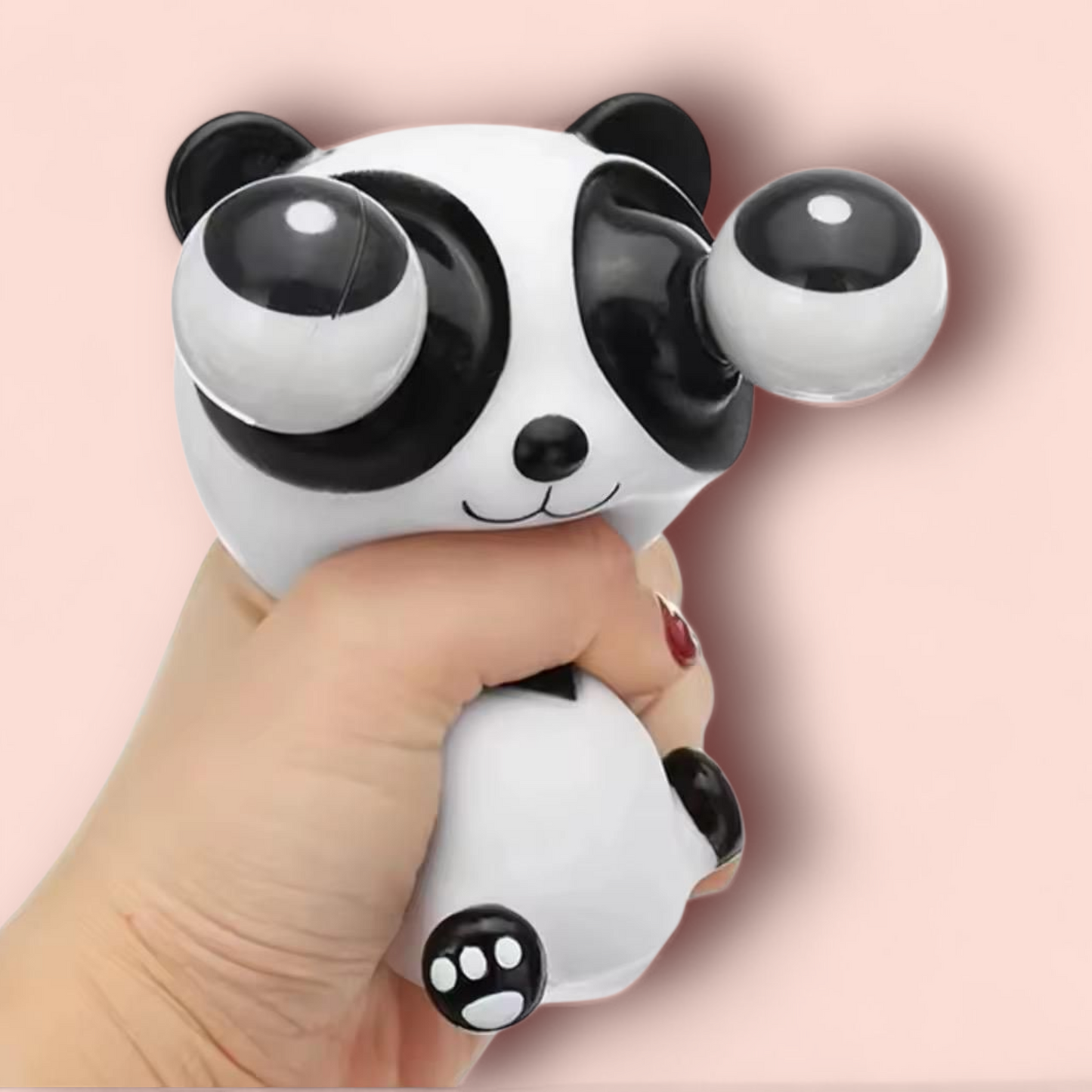 פנדה מוציא עיניים