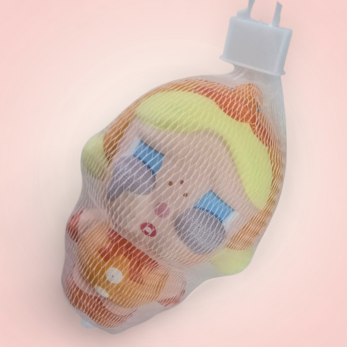 סקווישי ספוג קטן. דמויות שונות